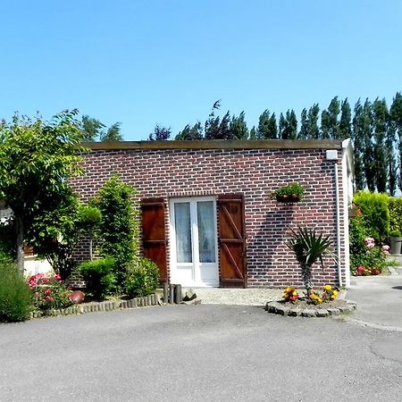 Les Charmilles Bed & Breakfast Hazebrouck Exterior foto