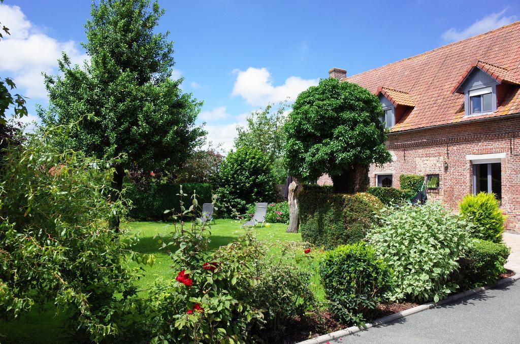 Les Charmilles Bed & Breakfast Hazebrouck Exterior foto